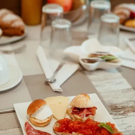 לינה וארוחת בוקר Il Mare In Stanza אורטונה